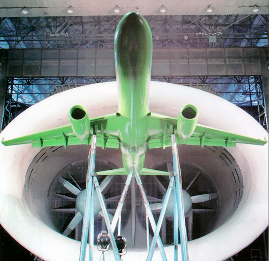 Современная аэродинамическая труба Продувка самолёта Ту-204